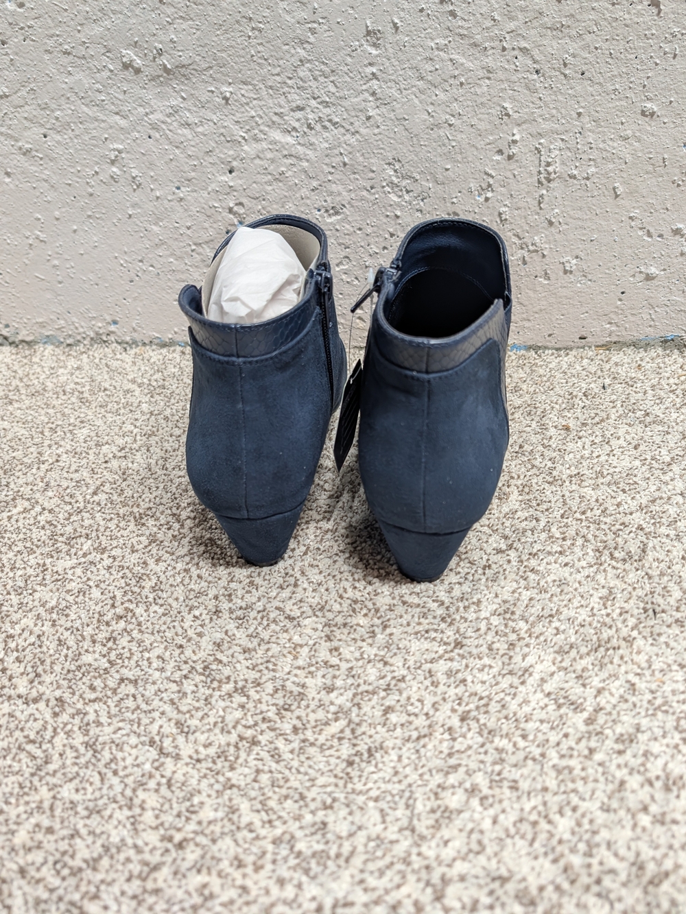 Croft & Barrow Ocelot Navy Wedge Ankle Boots Size 10 NWT - Picture 4 of 8